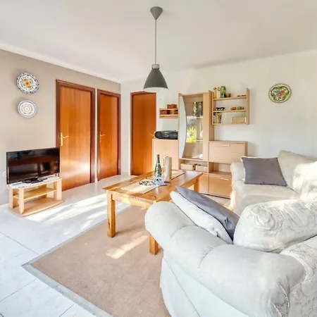 Villa Montbarbat Sleeps 8 Pool Lloret de Mar